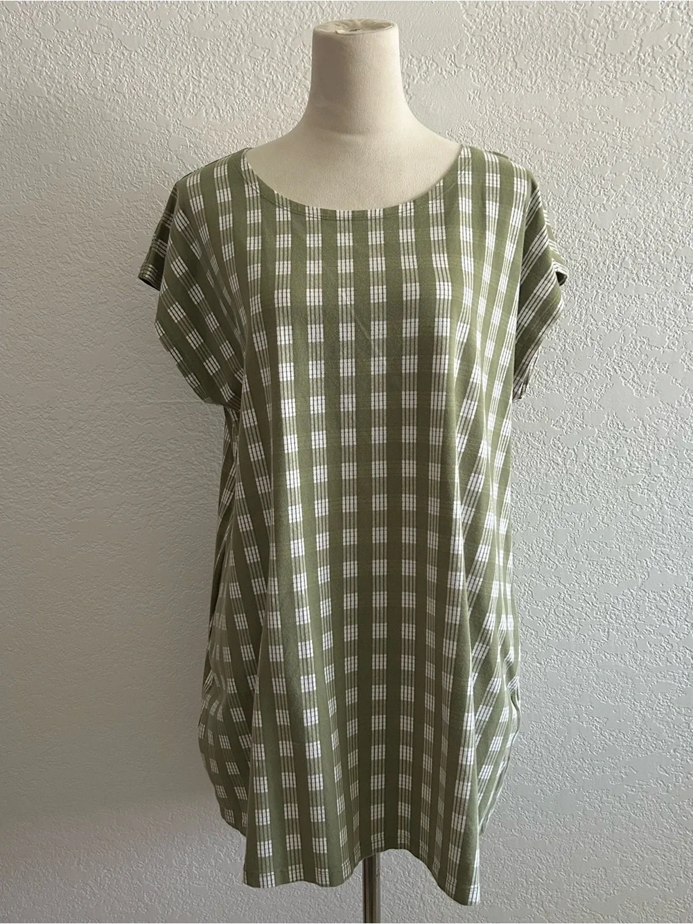 ki-ele Organic Cotton Hannah Shirt Dress in Light Green and White Palaka Print - Picture 1 of 6